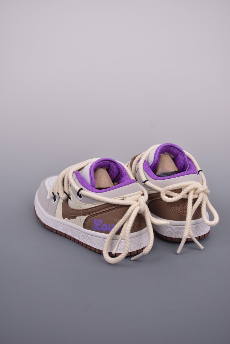 Air Jordan 1 Low 'Deconstructed' view