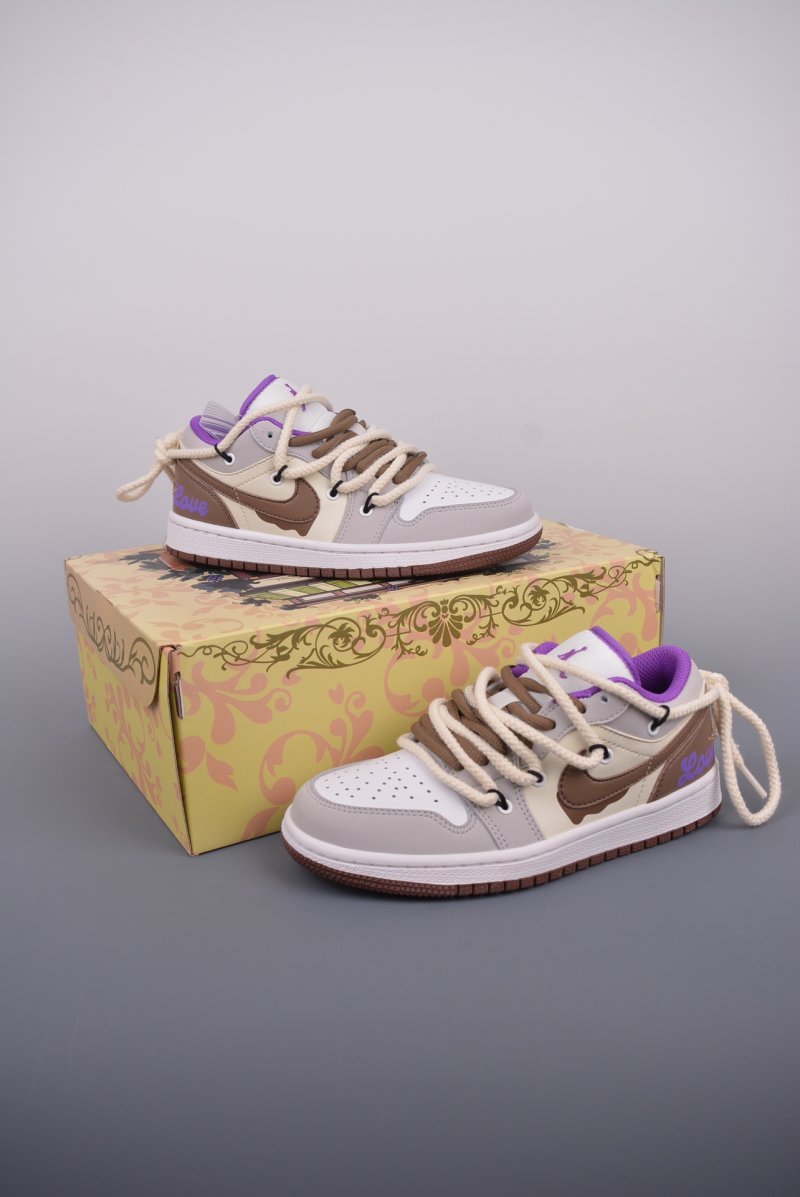 Air Jordan 1 Low 'Deconstructed' view