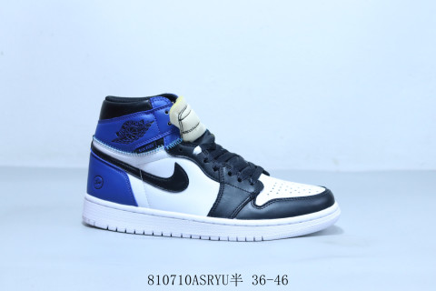 Air Jordan 1 Low view 1