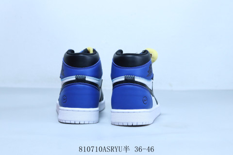 Air Jordan 1 Low view 3