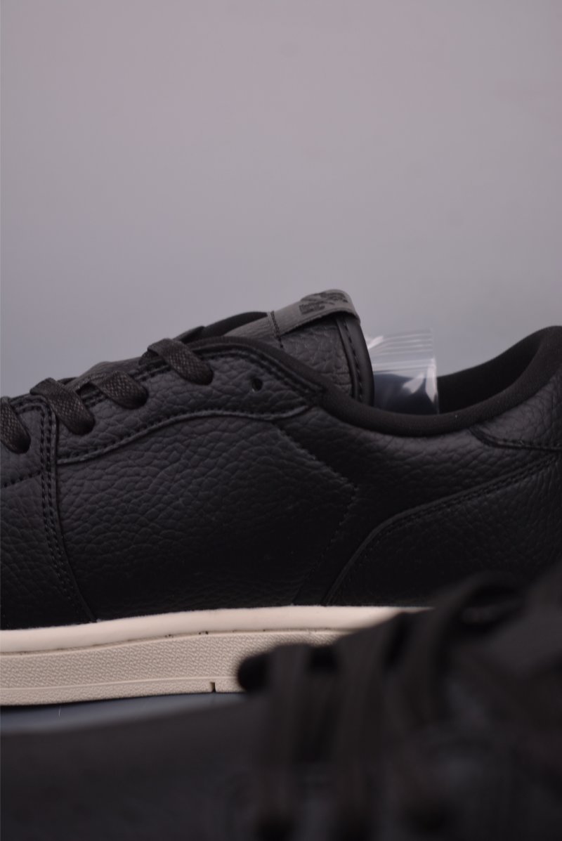 Air Jordan 1 Low 'Black / White' view
