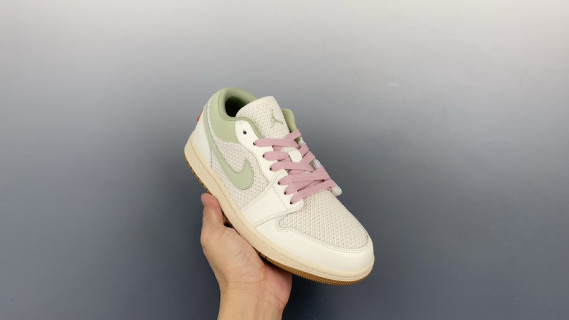 Air Jordan 1 Low 'White / Green / Pink' view 1