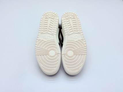 Air Jordan 1 Low 'Milk Tea' view 9
