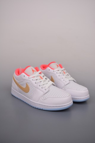 Air Jordan 1 Low 'White Sesame' view 1