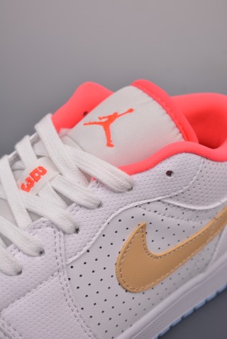 Air Jordan 1 Low 'White Sesame' view 7