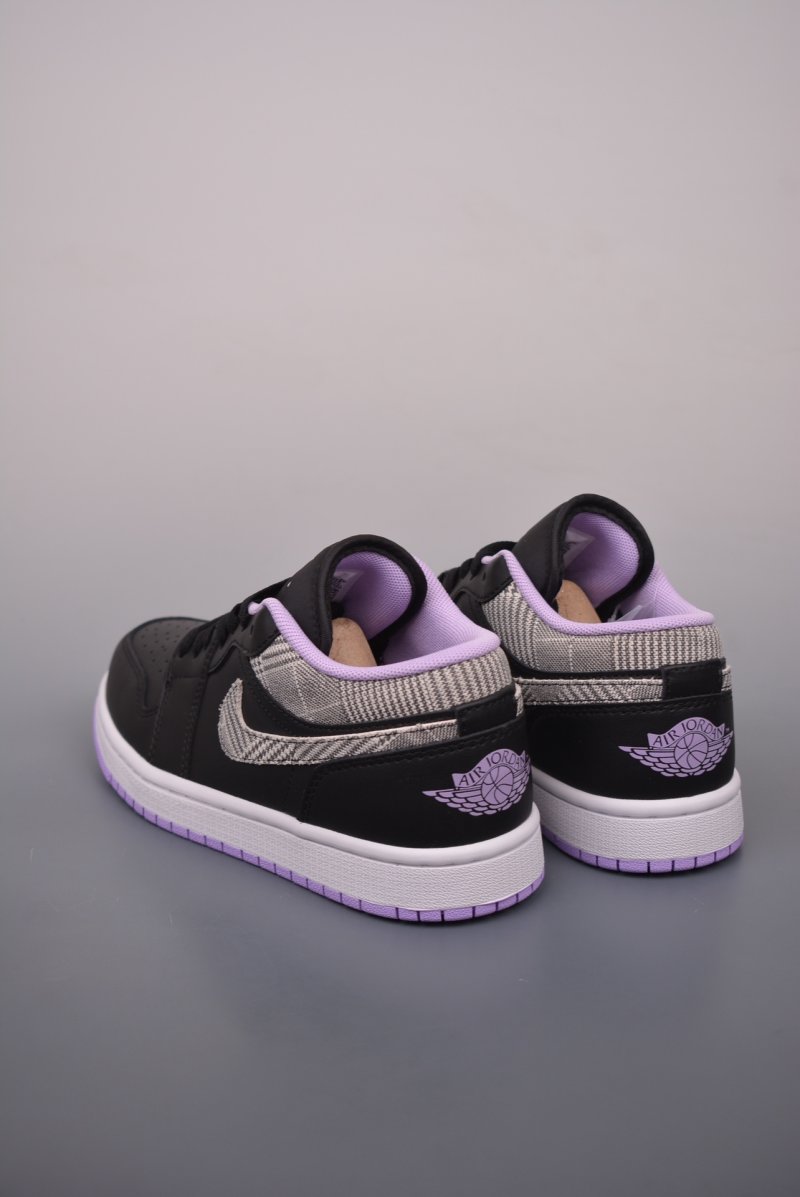 Air Jordan 1 Low 'Black / Purple Toe' view