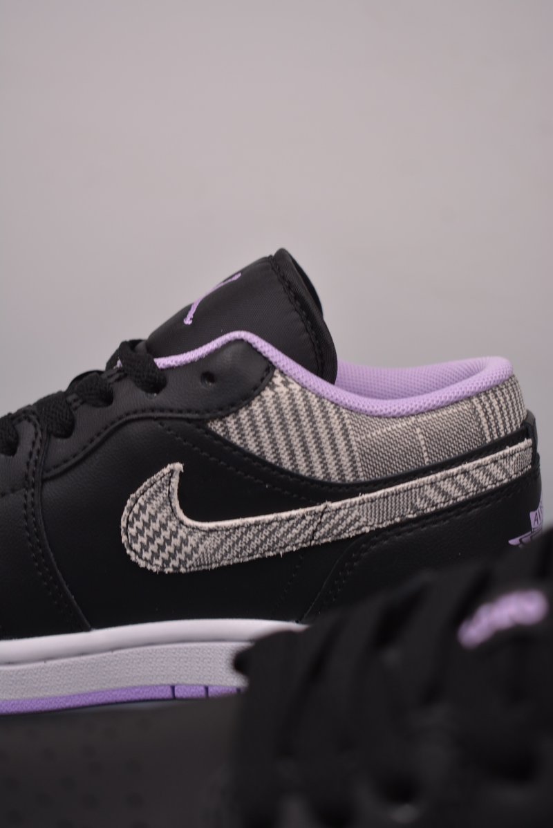 Air Jordan 1 Low 'Black / Purple Toe' view