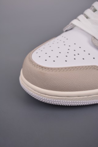 Air Jordan 1 Low 'White / Brown Toe' view 6