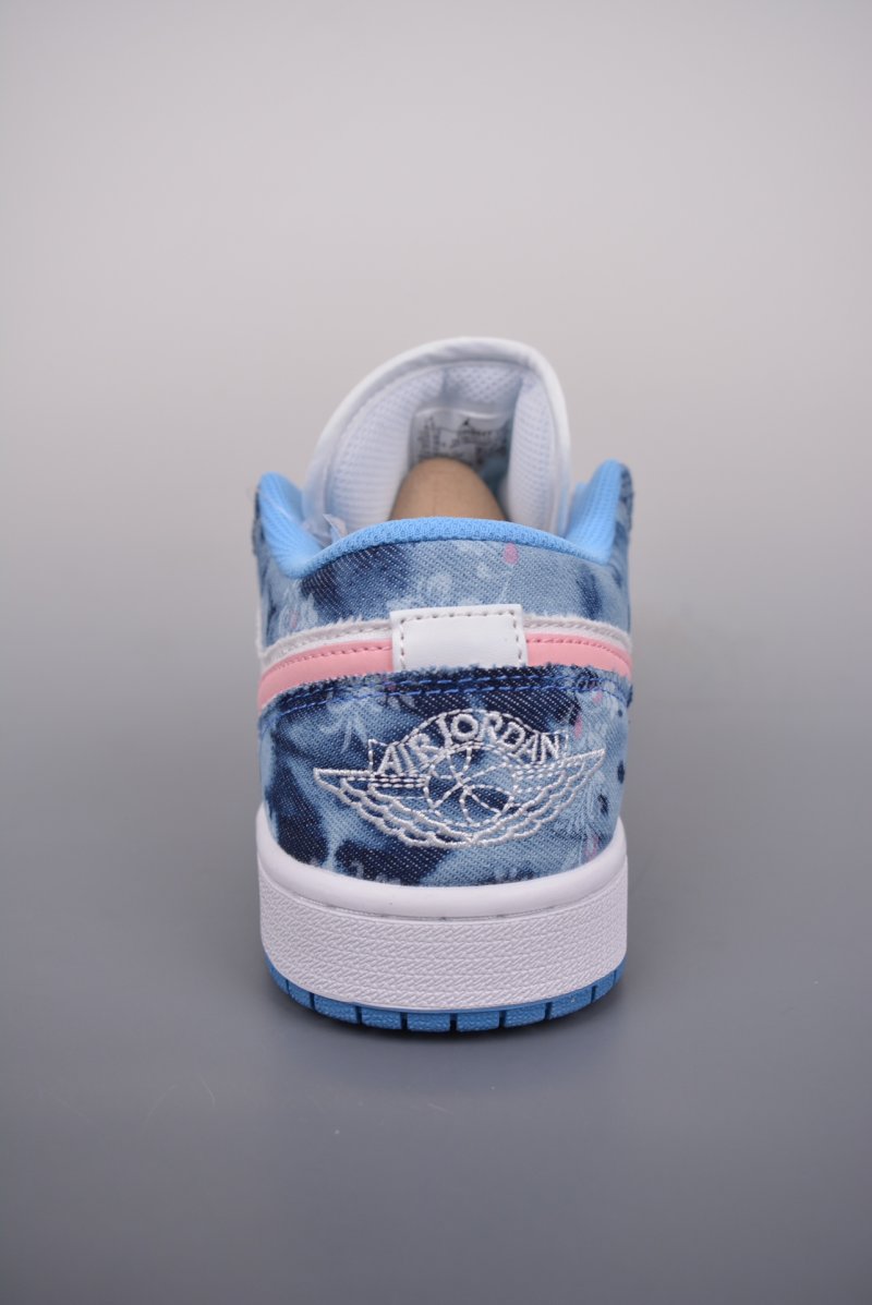 Air Jordan 1 Low 'Washed Denim Floral' view