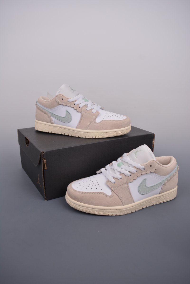 Air Jordan 1 Low 'White / Pink Toe' view