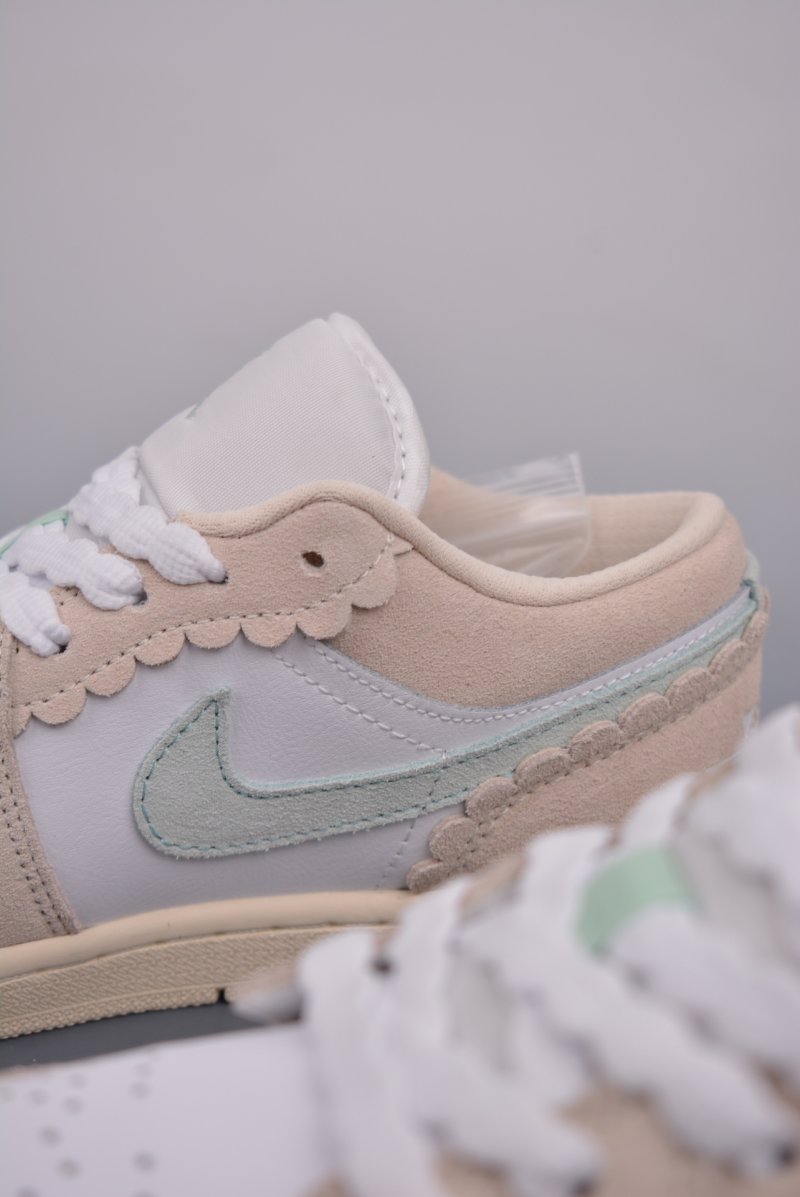 Air Jordan 1 Low 'White / Pink Toe' view