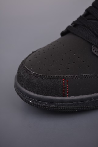 Air Jordan 1 Low 'Black / Grey Toe' view 6