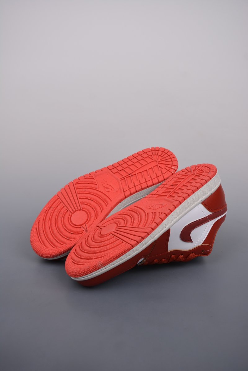 Air Jordan 1 Low 'White / Red Toe' view