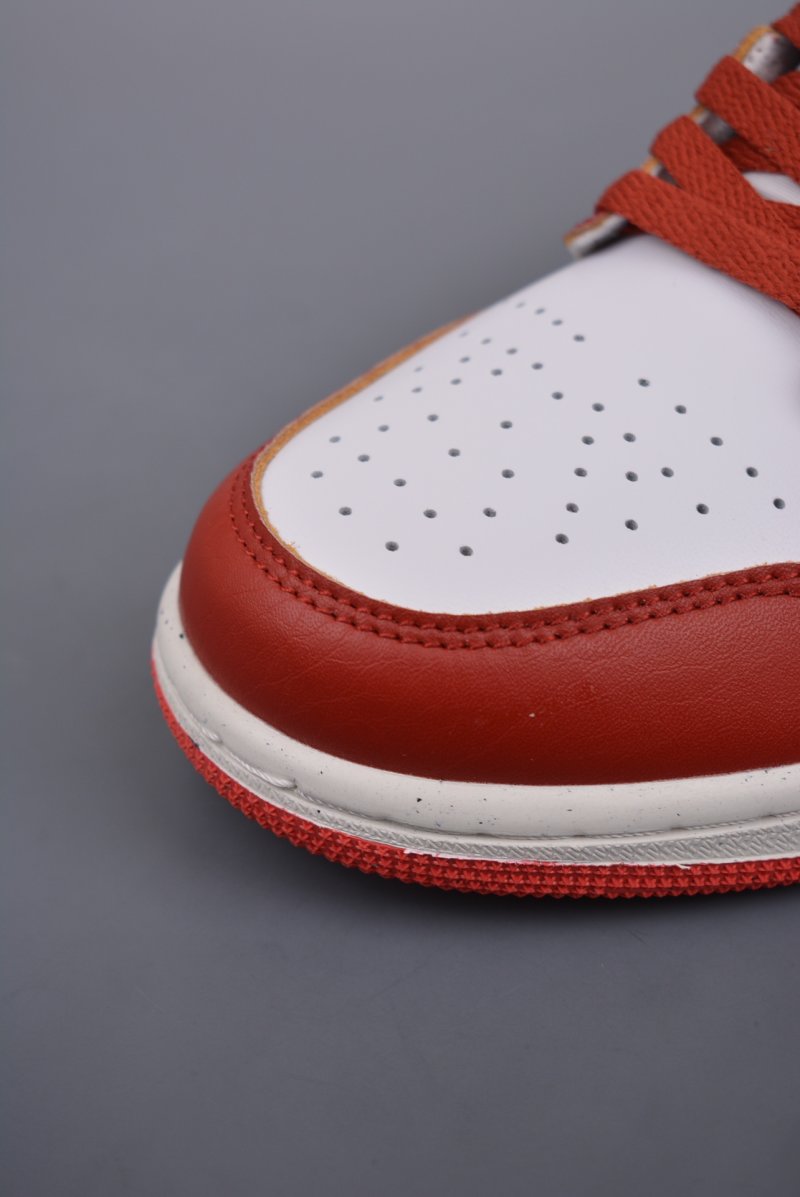 Air Jordan 1 Low 'White / Red Toe' view
