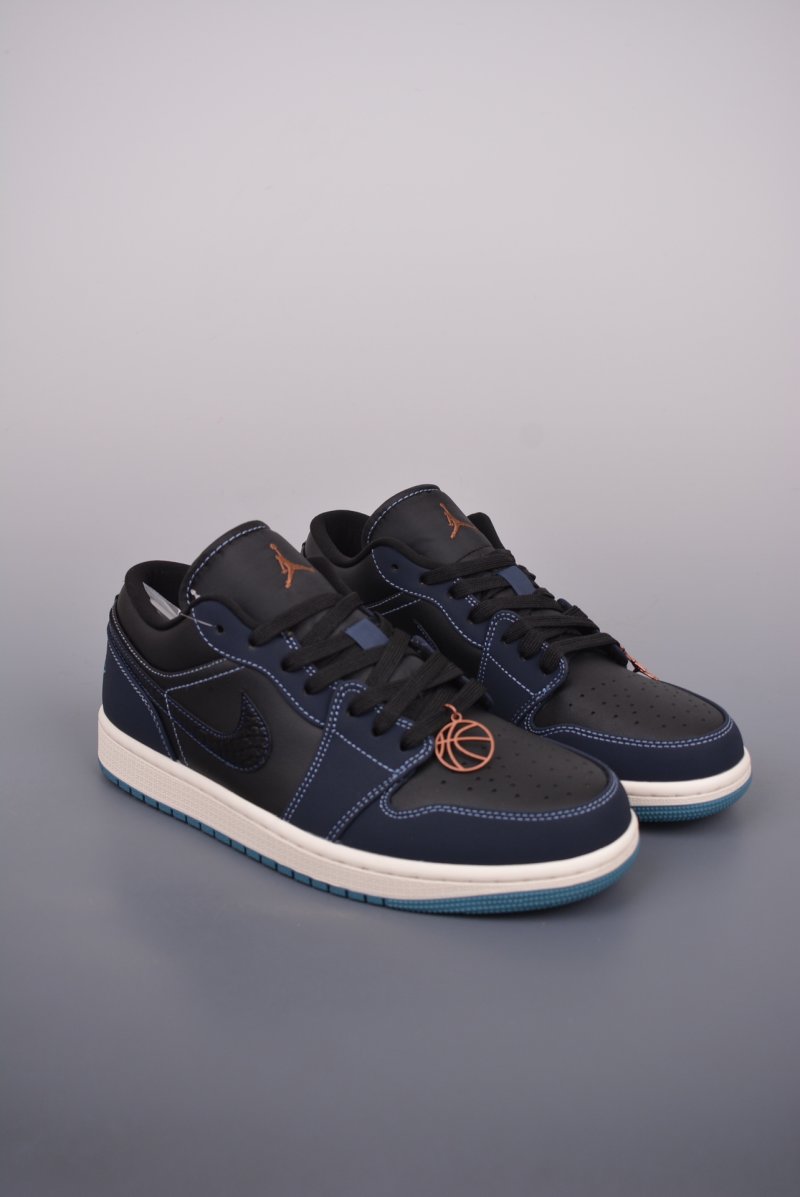 Air Jordan 1 Low 'Black / Blue Toe'