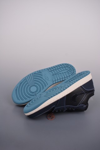 Air Jordan 1 Low 'Black / Blue Toe' view 3