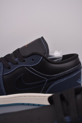 Air Jordan 1 Low 'Black / Blue Toe' view 8