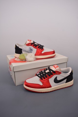 Air Jordan 1 Low 'Black / Red Silk Toe' view 5