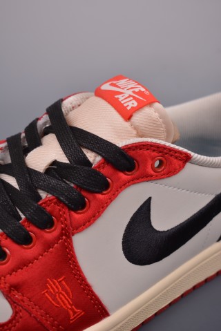 Air Jordan 1 Low 'Black / Red Silk Toe' view 7