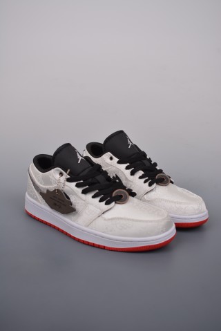 Air Jordan 1 Low 'Silk Toe' view 1