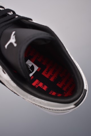 Air Jordan 1 Low 'Silk Toe' view 9