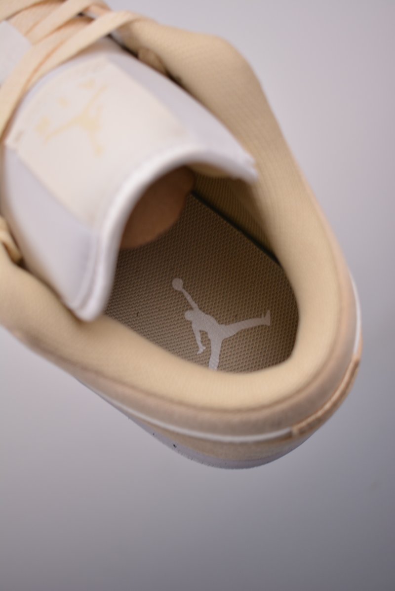 Air Jordan 1 Low 'White / Yellow Toe' view