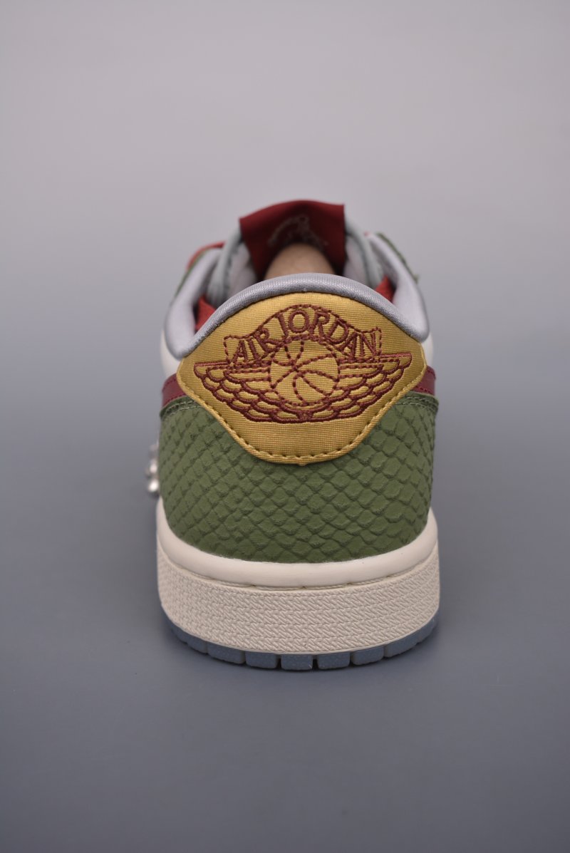 Air Jordan 1 Low 'Dragon Year Limited Edition Silver' view