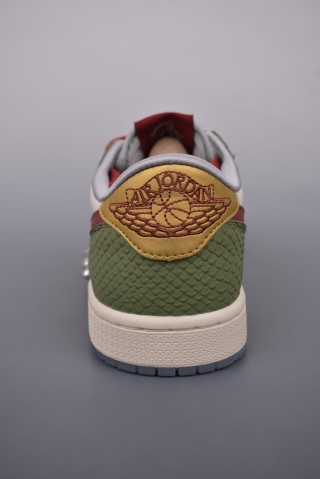 Air Jordan 1 Low 'Dragon Year Limited Edition Silver' view 4