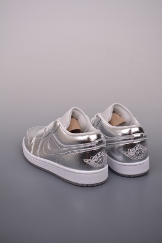 Air Jordan 1 Low 'White / Silver Toe' view 2