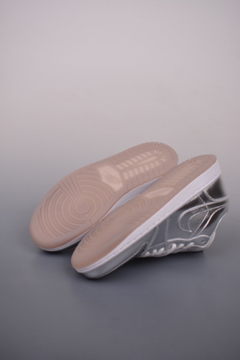 Air Jordan 1 Low 'White / Silver Toe' view