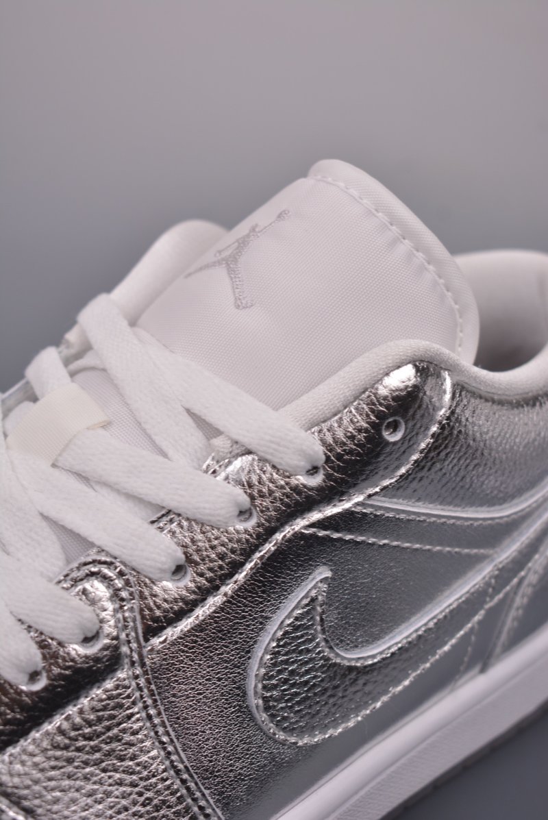 Air Jordan 1 Low 'White / Silver Toe' view