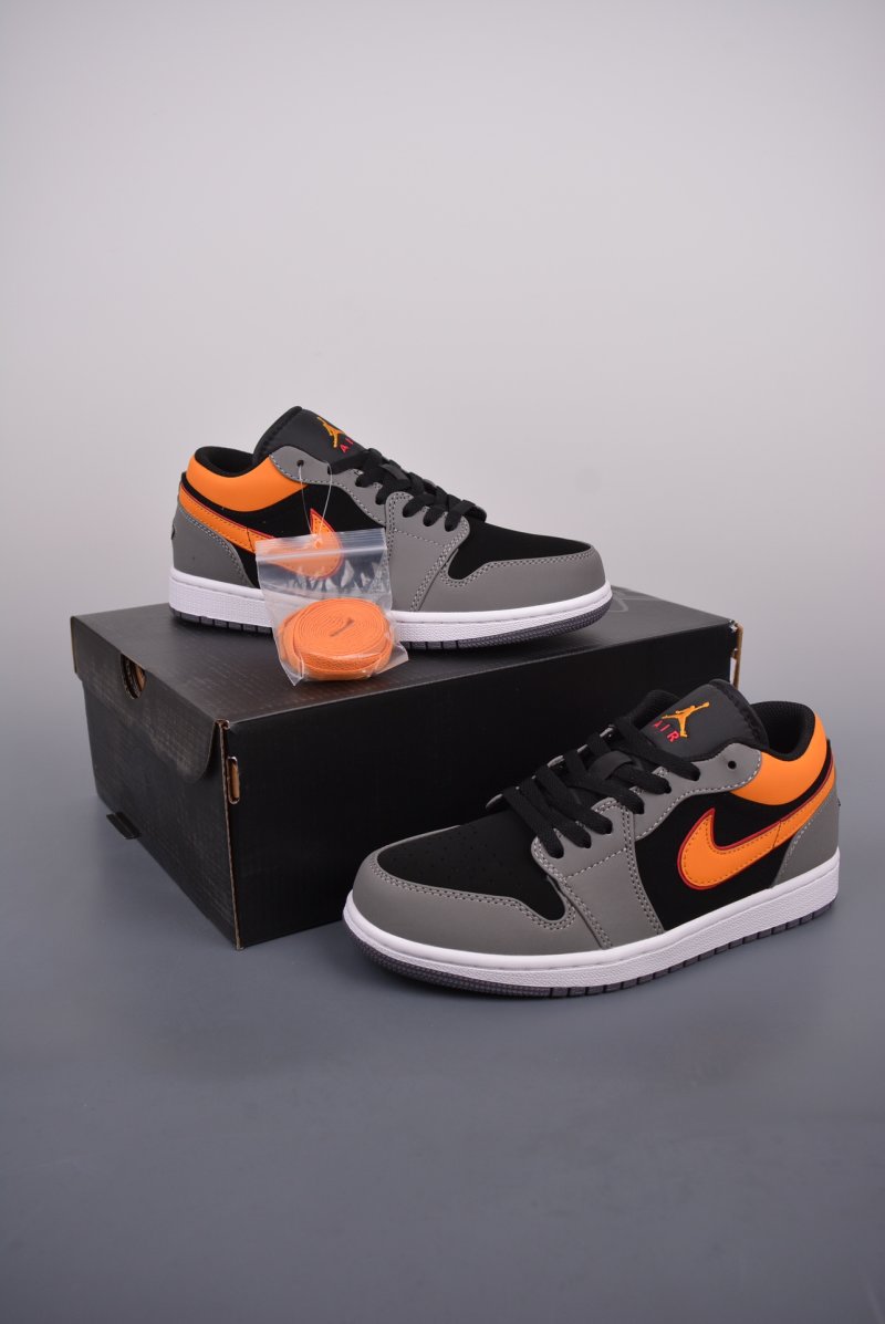Air Jordan 1 Low 'Black / Grey Toe' view