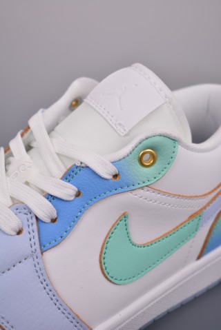 Air Jordan 1 Low 'White / Blue' view 7