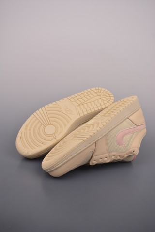 Air Jordan 1 Low 'Cream / Yellow' view 3
