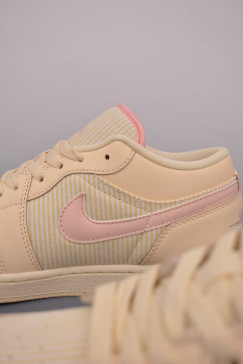 Air Jordan 1 Low 'Cream / Yellow' view