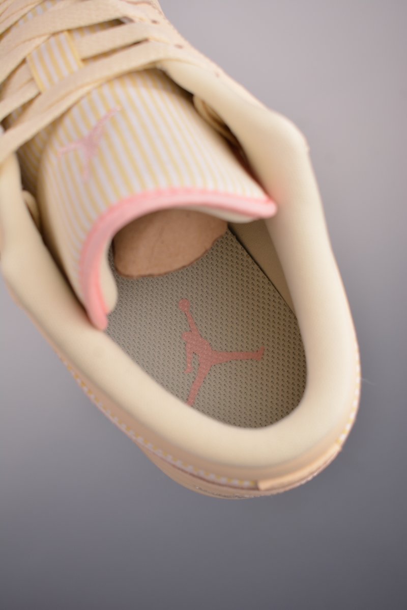 Air Jordan 1 Low 'Cream / Yellow' view