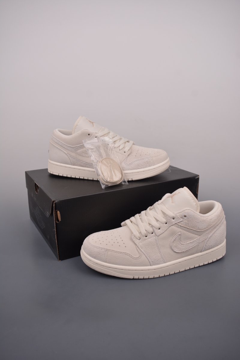 Air Jordan 1 Low 'Cream' view