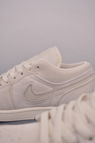 Air Jordan 1 Low 'Cream' view 8