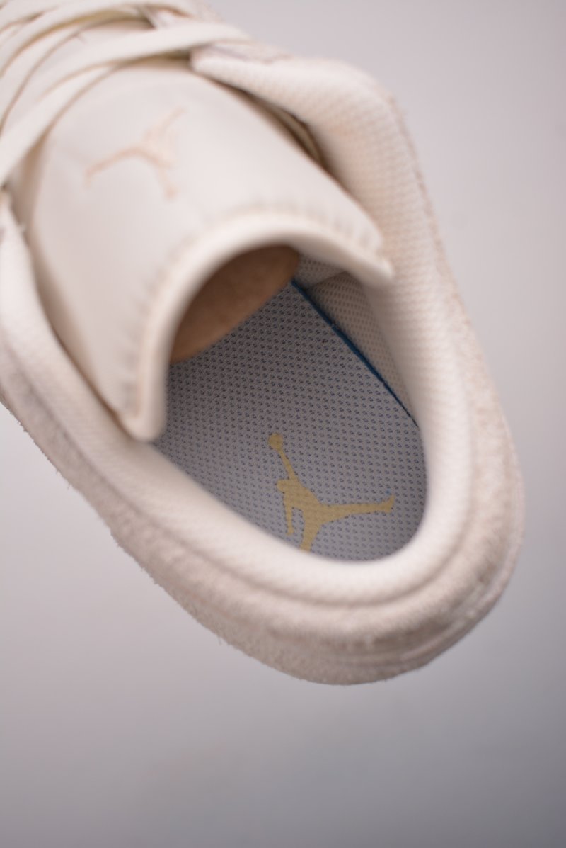 Air Jordan 1 Low 'Cream' view