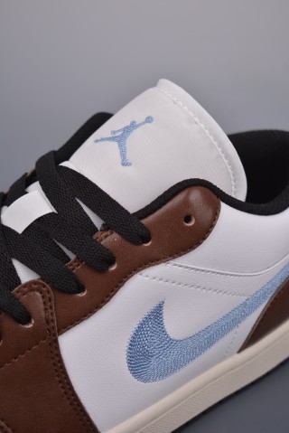 Air Jordan 1 Low 'White / Brown' view 7