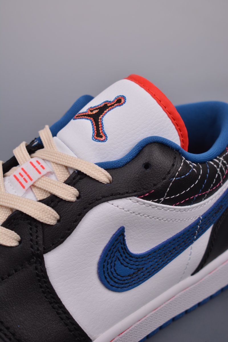 Air Jordan 1 Low 'Black / White / Blue' view