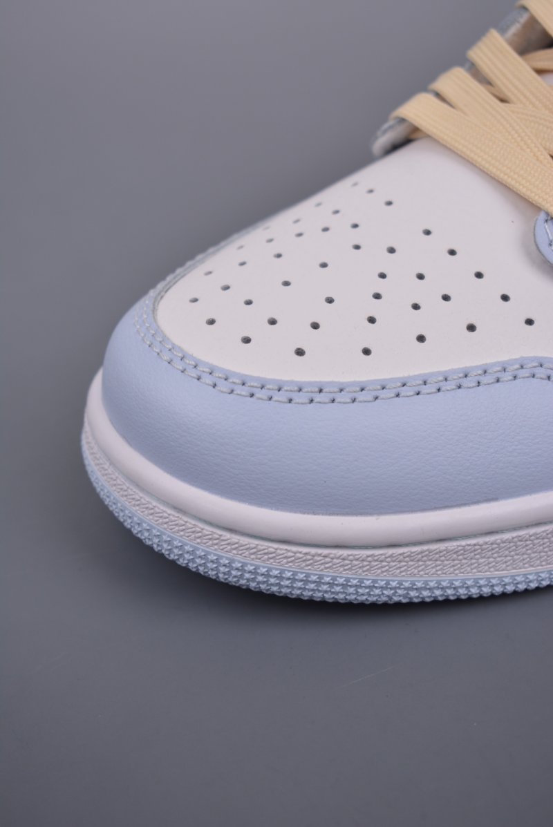 Air Jordan 1 Low 'Beige / Pink' view
