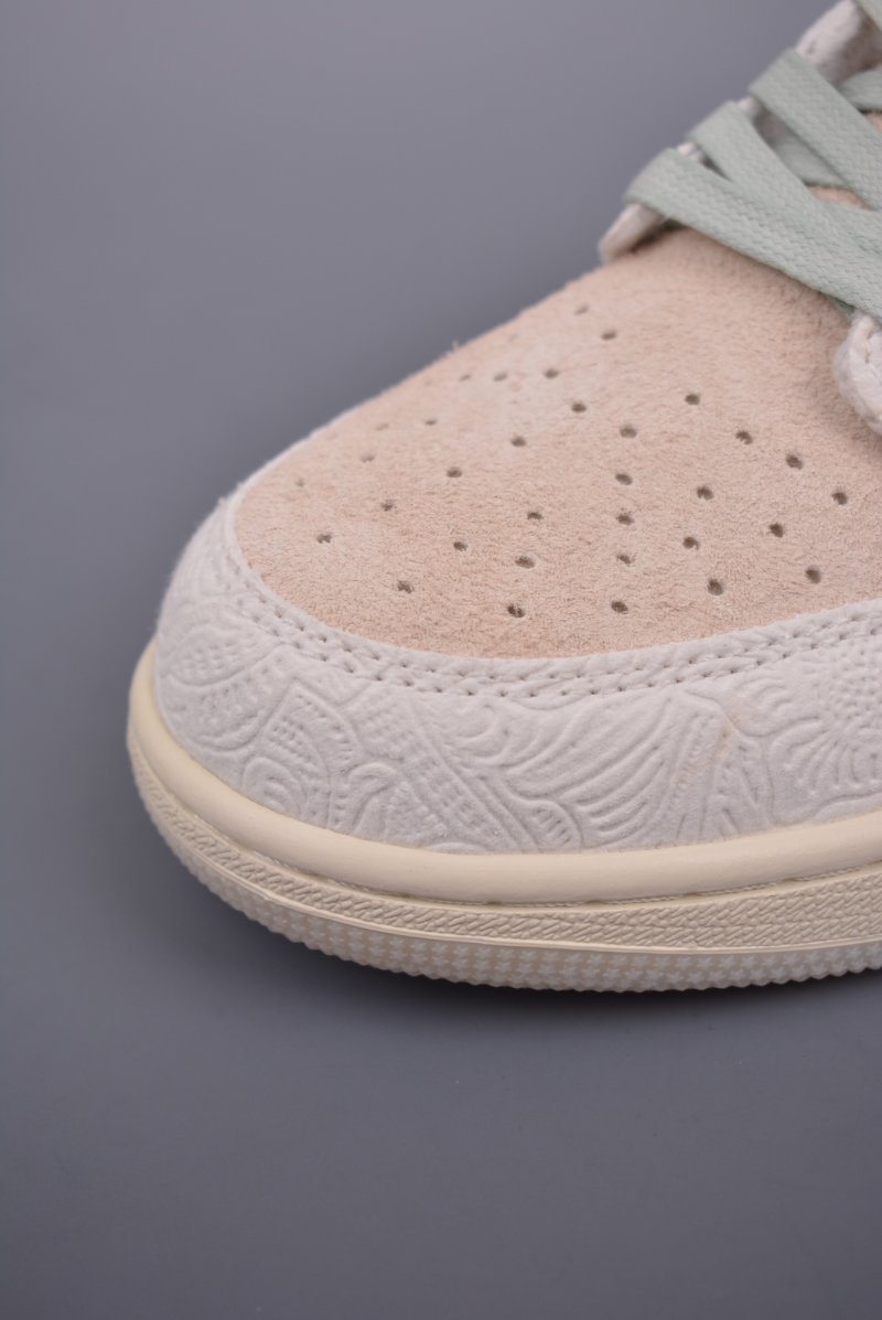 Air Jordan 1 Low 'Grey / White' view