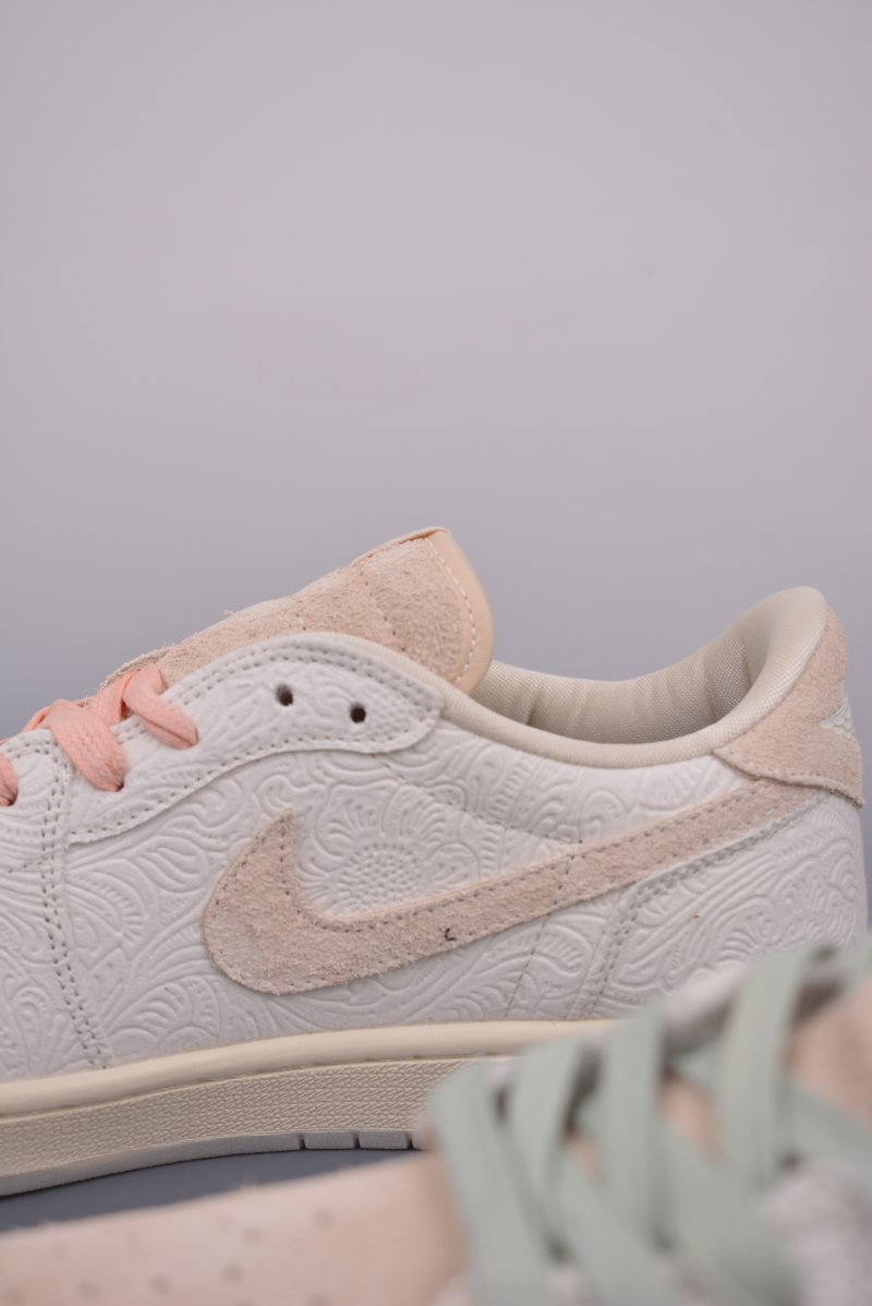 Air Jordan 1 Low 'Grey / White' view