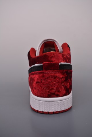 Air Jordan 1 Low 'Black / Red Velvet' view 4