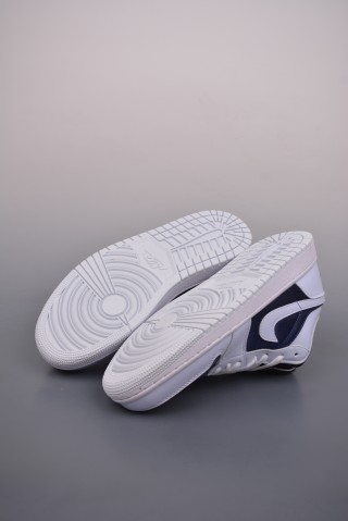 Air Jordan 1 Low 'White / Blue' view 3