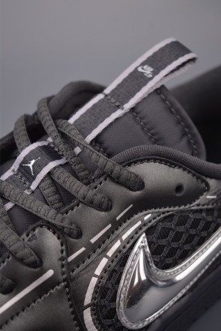 Air Jordan 1 Low 'Grey / Black / Silver' view 7