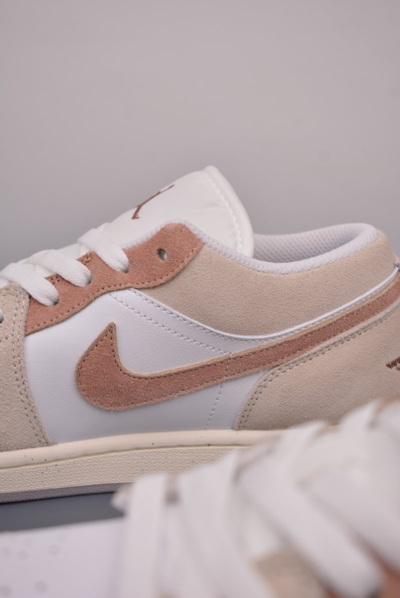 Air Jordan 1 Low 'Cream / Brown' view