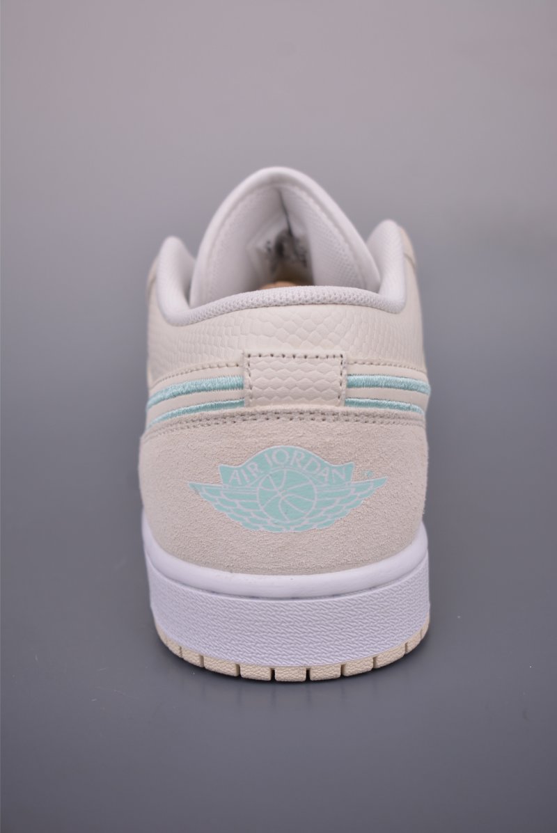 Air Jordan 1 Low 'Cream / Blue' view