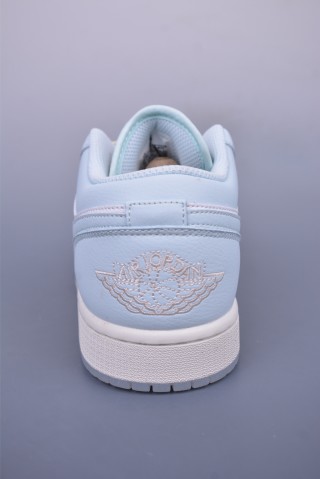 Air Jordan 1 Low 'Blue / White' view 4